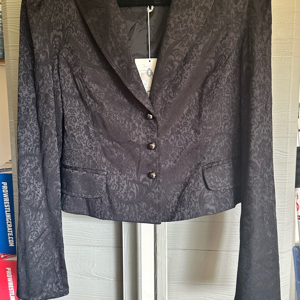 Kenzie Black Jacquard Blazer Fitted Silhouette